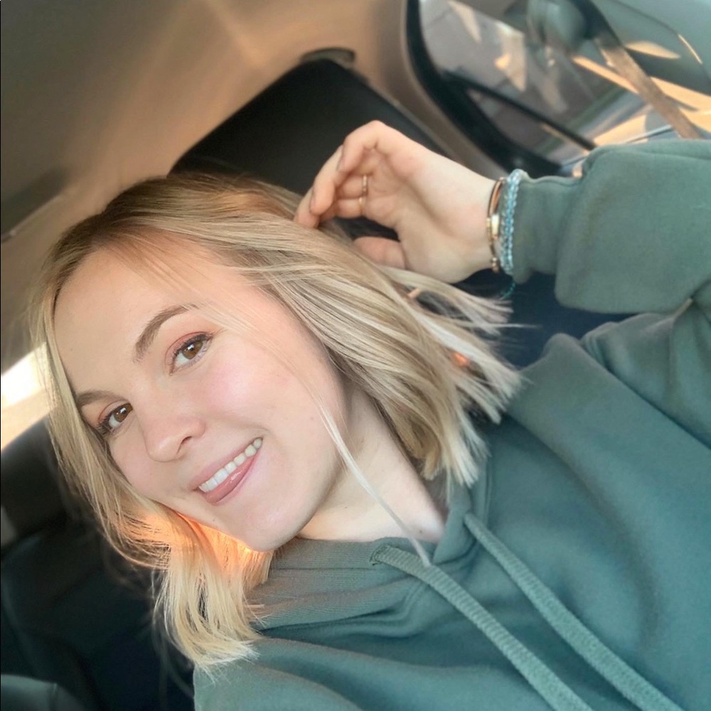 Meet your Posher, Sara